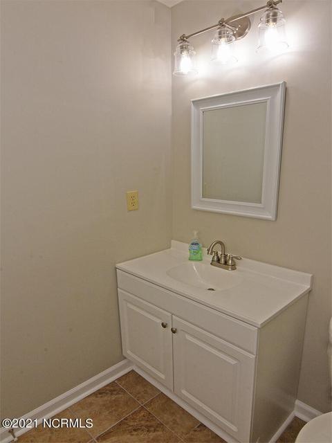 329 Masters Ln, Hampstead, NC 28443 photo 16
