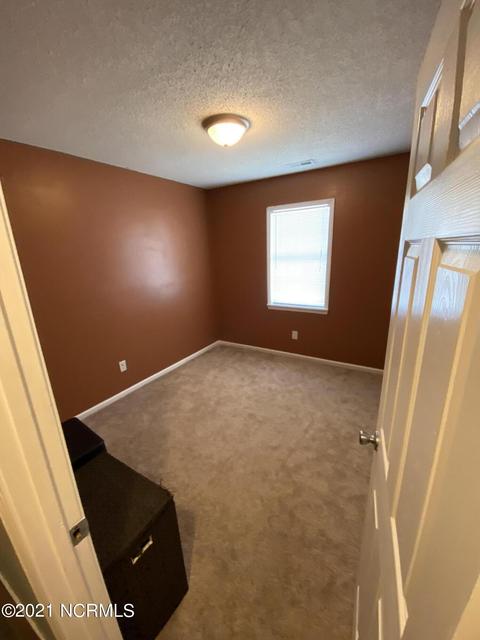 401 Cascade Ct, Hubert, NC 28539 photo 6