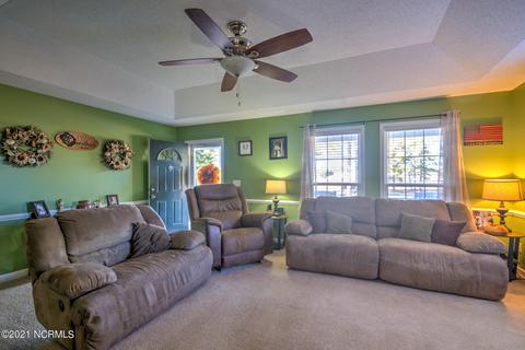 1419 Hylan Ave, Hamlet, NC 28345 photo 3
