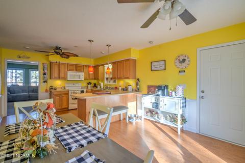 1419 Hylan Ave, Hamlet, NC 28345 photo 7