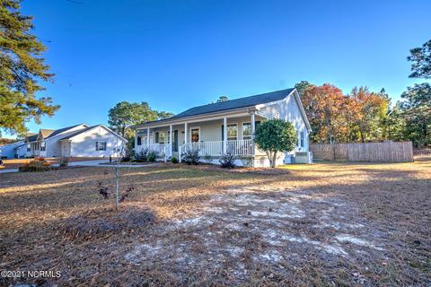 1419 Hylan Ave, Hamlet, NC 28345 photo 1