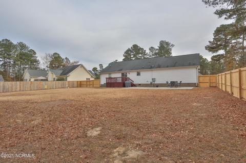 114 Trestle St, Hamlet, NC 28345 photo 8