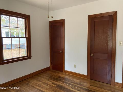 708 E Main St, Aberdeen, NC 28315 photo 13