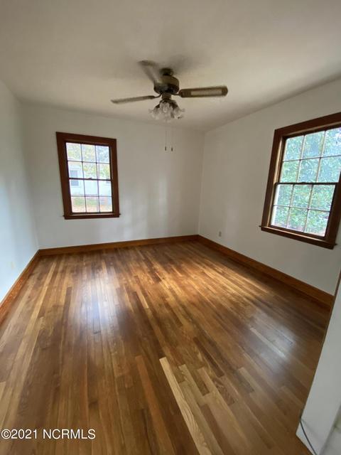 708 E Main St, Aberdeen, NC 28315 photo 17