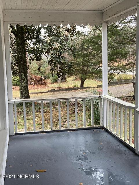 708 E Main St, Aberdeen, NC 28315 photo 25