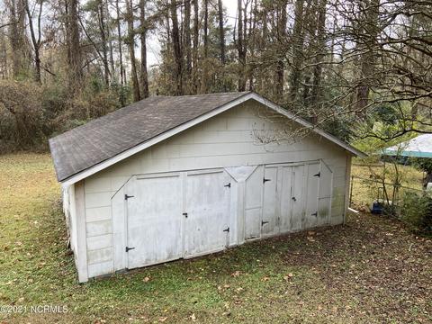 708 E Main St, Aberdeen, NC 28315 photo 24