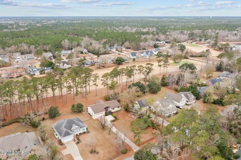 110 Pine Needle Dr, Hampstead, NC 28443 photo 44