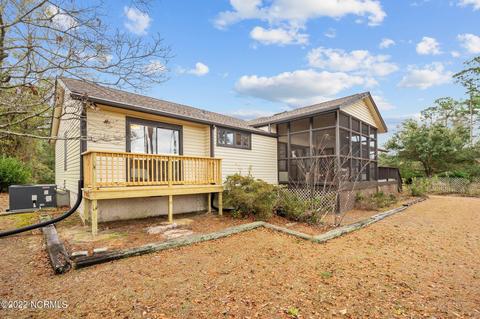 110 Pine Needle Dr, Hampstead, NC 28443 photo 32
