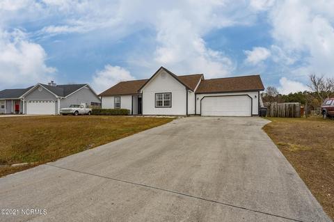 419 Dion Dr, Hubert, NC 28539 photo 2