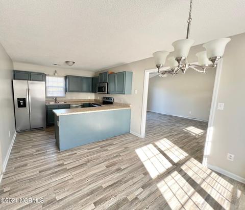 114 Daphne Dr, Hubert, NC 28539 photo 4