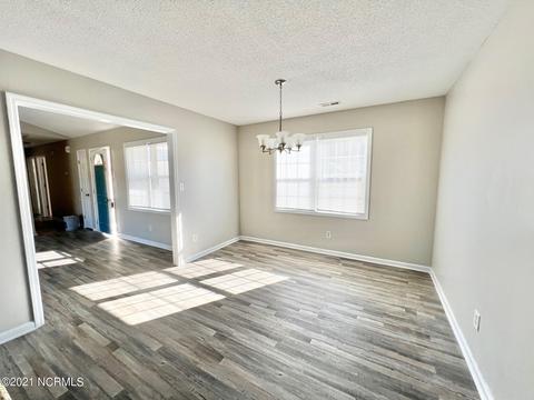 114 Daphne Dr, Hubert, NC 28539 photo 3
