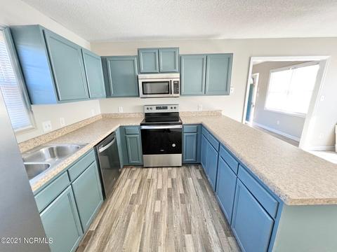 114 Daphne Dr, Hubert, NC 28539 photo 6