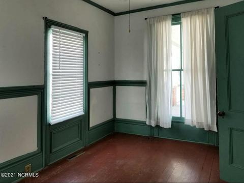 423 E 2nd St, Washington, NC 27889 photo 20