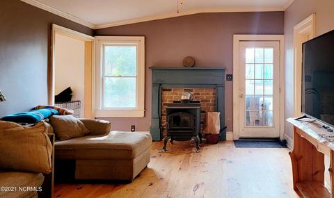 423 E 2nd St, Washington, NC 27889 photo 17