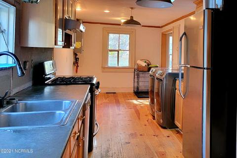 423 E 2nd St, Washington, NC 27889 photo 15