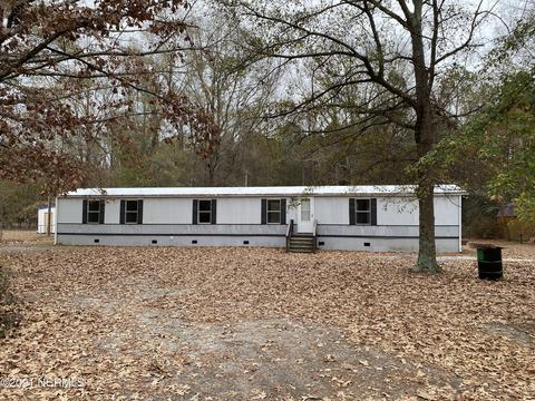 8800 Johns Mill Rd, Maxton, NC 28364 photo 1