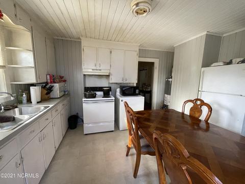 809 E 8th St, Washington, NC 27889 photo 6