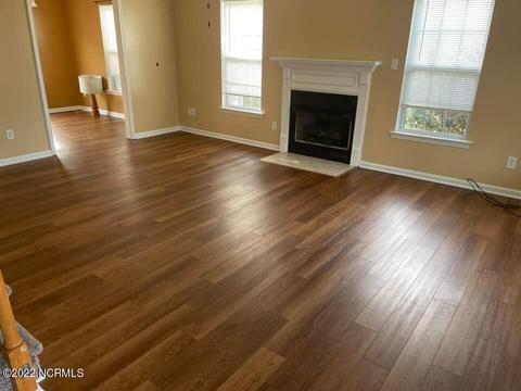 115 Hunt Dr, Hubert, NC 28539 photo 3
