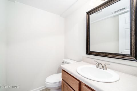 102 Apache Trl, Havelock, NC 28532 photo 11