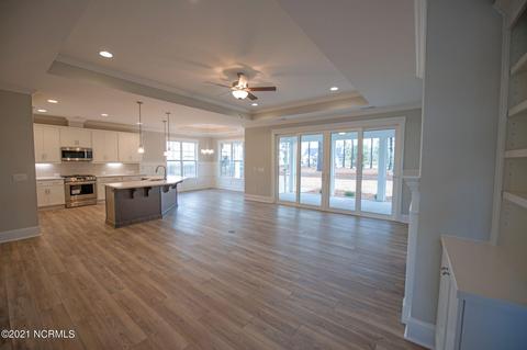 106 Knots Bend Dr, Hampstead, NC 28443 photo 10