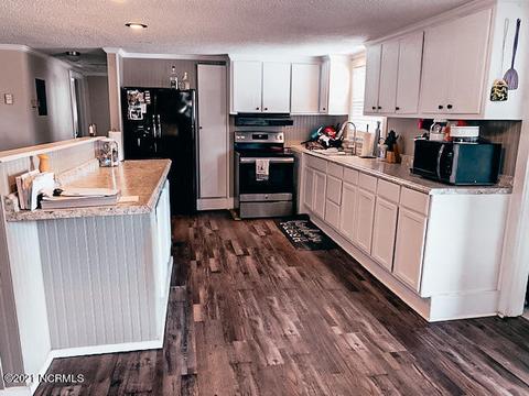 604 W Stevens St, Wallace, NC 28466 photo 6