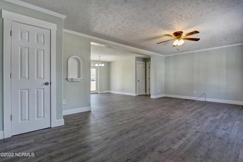 36 N Burning Tree Dr, Hampstead, NC 28443 photo 5