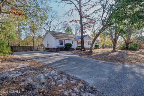 36 N Burning Tree Dr, Hampstead, NC 28443 photo 2