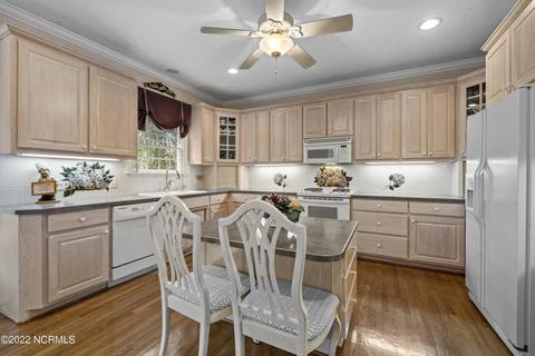 114 Connecticut Dr, Chocowinity, NC 27817 photo 16