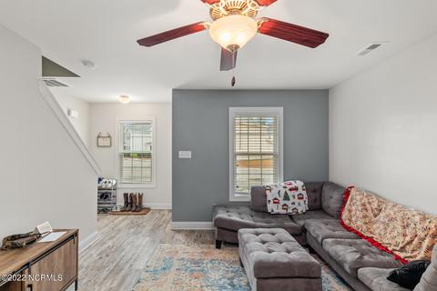 126 Heather Glen Cir, Havelock, NC 28532 photo 5