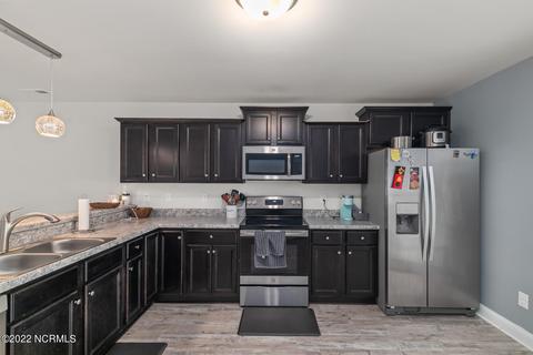 126 Heather Glen Cir, Havelock, NC 28532 photo 10