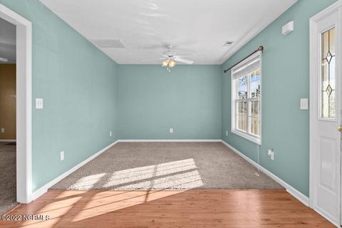 212 Target Ln, Hubert, NC 28539 photo 4