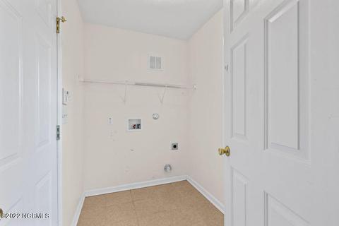 212 Target Ln, Hubert, NC 28539 photo 13