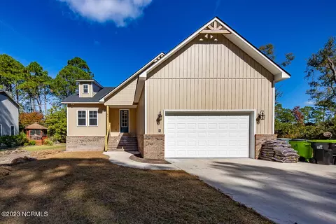 906 Port Royal Ct, New Bern, NC 28560