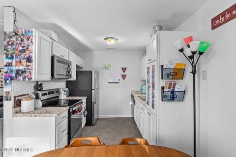 304 Crown Point Rd, Hubert, NC 28539 photo 12