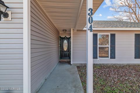 304 Crown Point Rd, Hubert, NC 28539 photo 4
