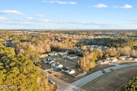 102 Henson Rd, Hubert, NC 28539 photo 35