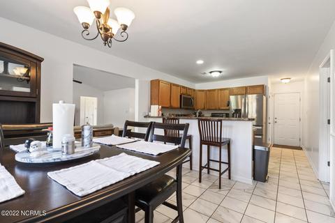 115 Cherry Grove Dr, Richlands, NC 28574 photo 9