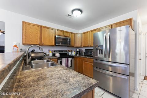 115 Cherry Grove Dr, Richlands, NC 28574 photo 11