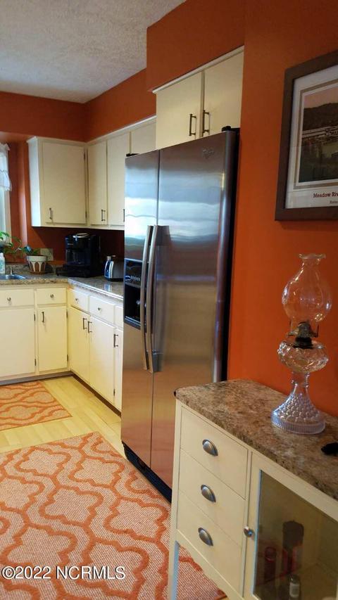 109 E Ivybridge Dr, Hubert, NC 28539 photo 8