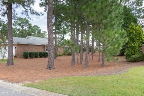 745 Pinehurst Trace Dr, Pinehurst, NC 28374 photo 9