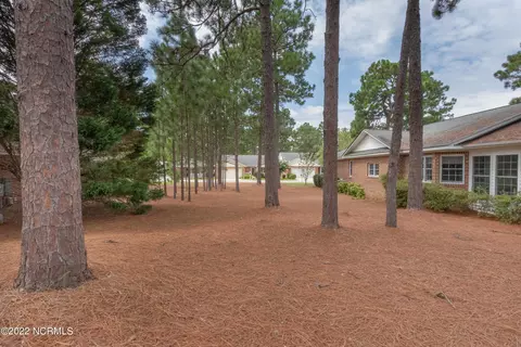 745 Pinehurst Trace Dr, Pinehurst, NC 28374 photo 6