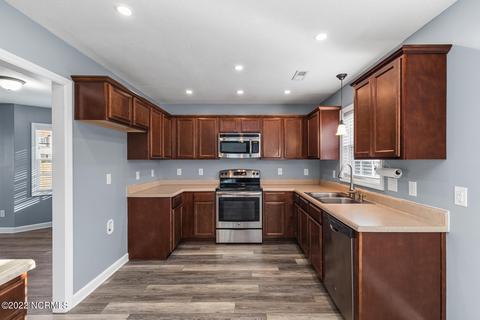 418 Sundown Ct, Hubert, NC 28539 photo 16
