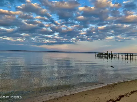 701 Neuse Harbour Blvd, New Bern, NC 28560