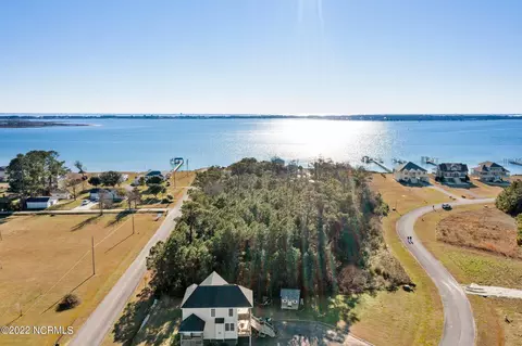 303 Quiet Cv, Gloucester, NC 28528 photo 4