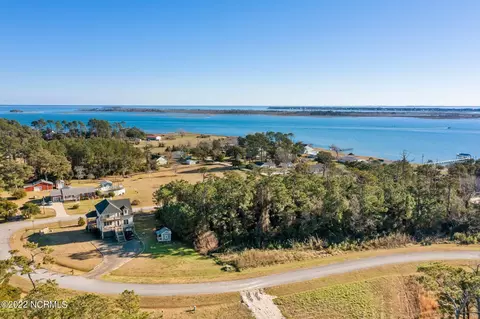 303 Quiet Cv, Gloucester, NC 28528 photo 6