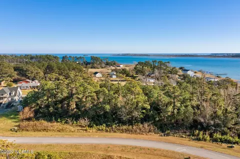 305 Quiet Cv, Gloucester, NC 28528 photo 9