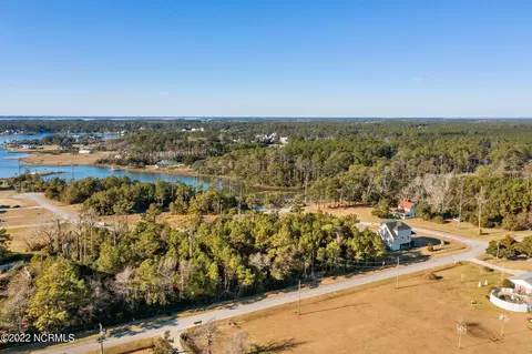 305 Quiet Cv, Gloucester, NC 28528 photo 11