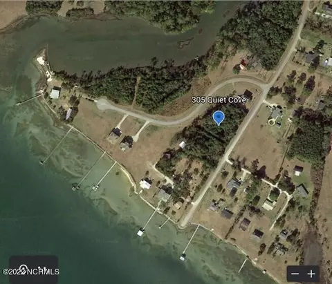305 Quiet Cv, Gloucester, NC 28528 photo 3