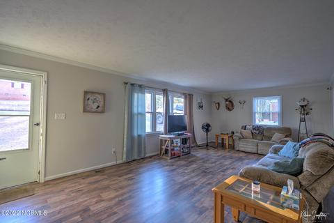 207 Shaw Rd, Hamlet, NC 28345 photo 4