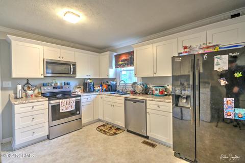 207 Shaw Rd, Hamlet, NC 28345 photo 7